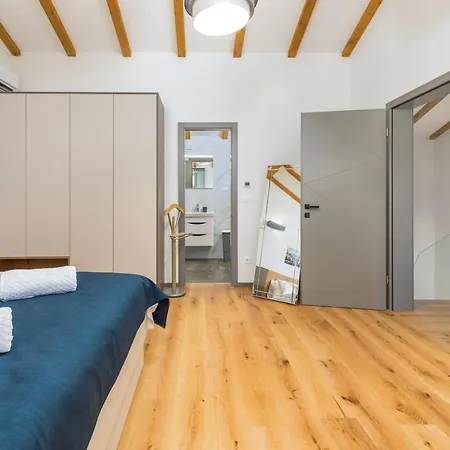 Nodus Villa Bale