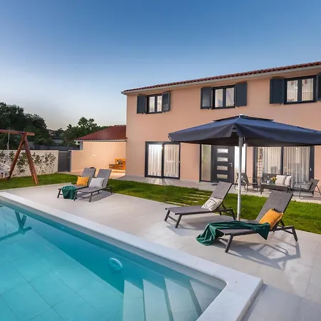 Villa Nodus