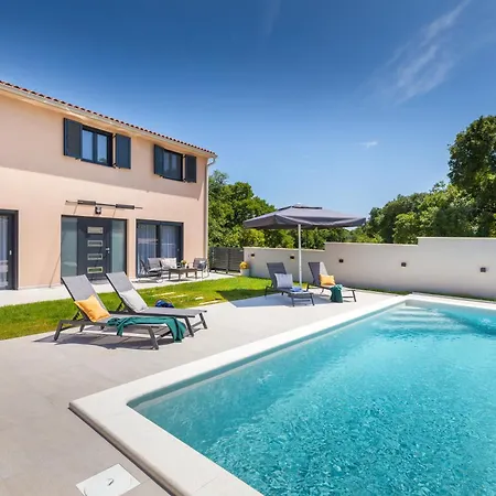 Nodus Villa