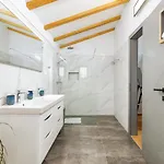 Nodus Villa Bale